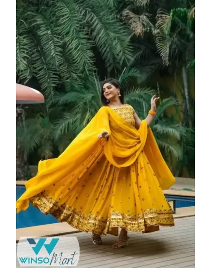 Pretty Glamorous Women Gowns